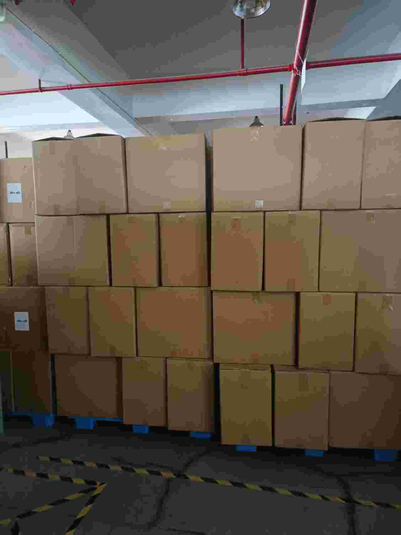 Yiwu Kebon Healthcare envia bolsas médicas militares para a Rússia