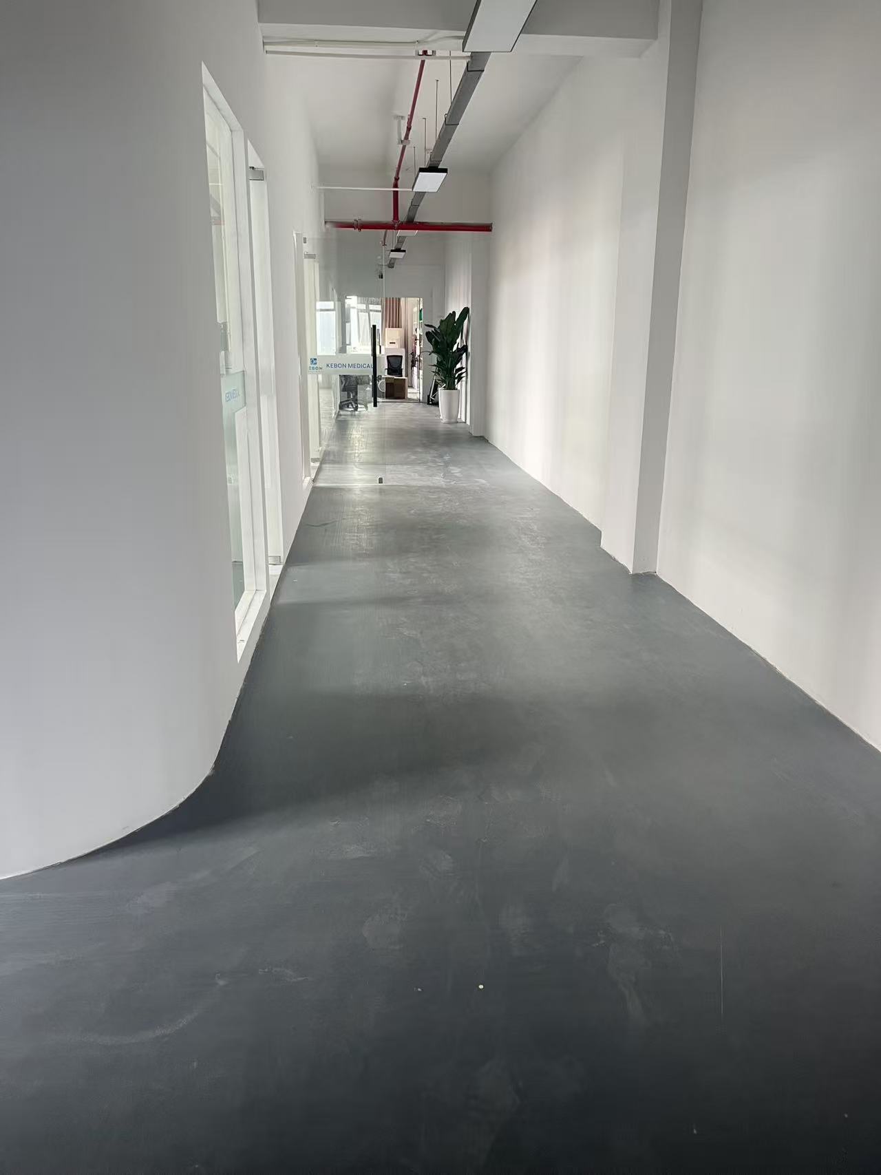 Expansão do armazém para 5.000 m² aumenta o fornecimento de kits de primeiros socorros da Yiwu Kebon